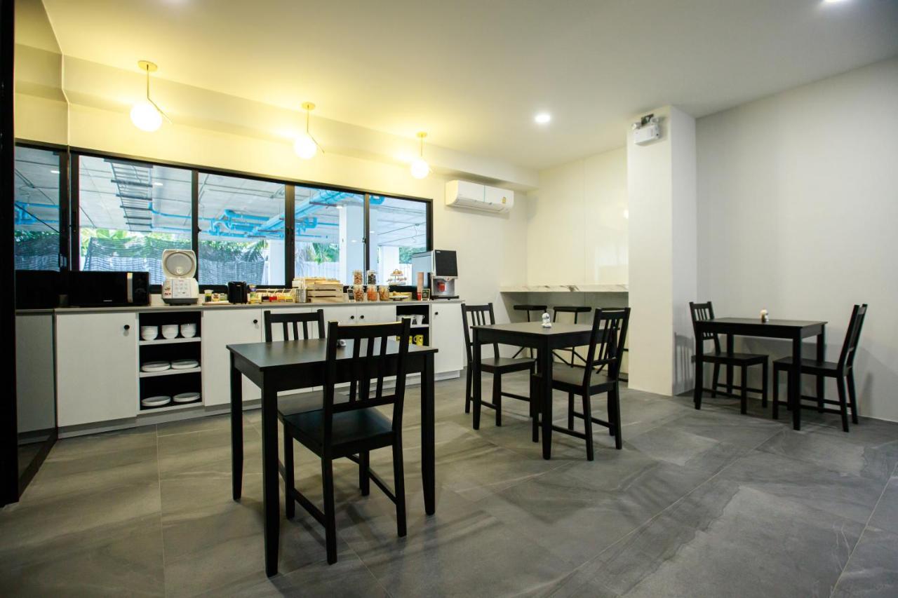 Sr Grand Hotel Chiangmai Chiang Mai Exteriör bild