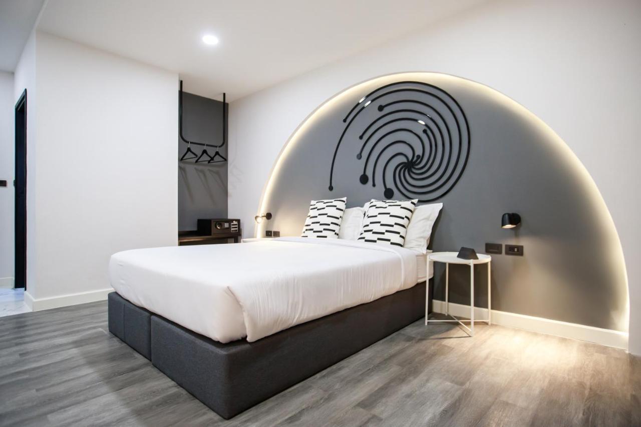 Sr Grand Hotel Chiangmai Chiang Mai Exteriör bild