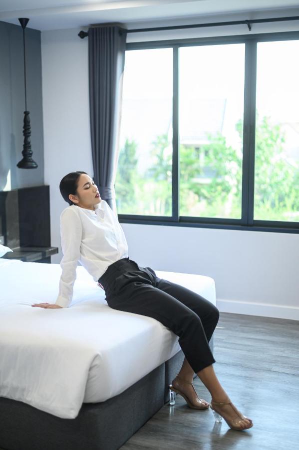 Sr Grand Hotel Chiangmai Chiang Mai Exteriör bild