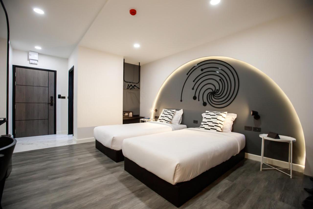 Sr Grand Hotel Chiangmai Chiang Mai Exteriör bild