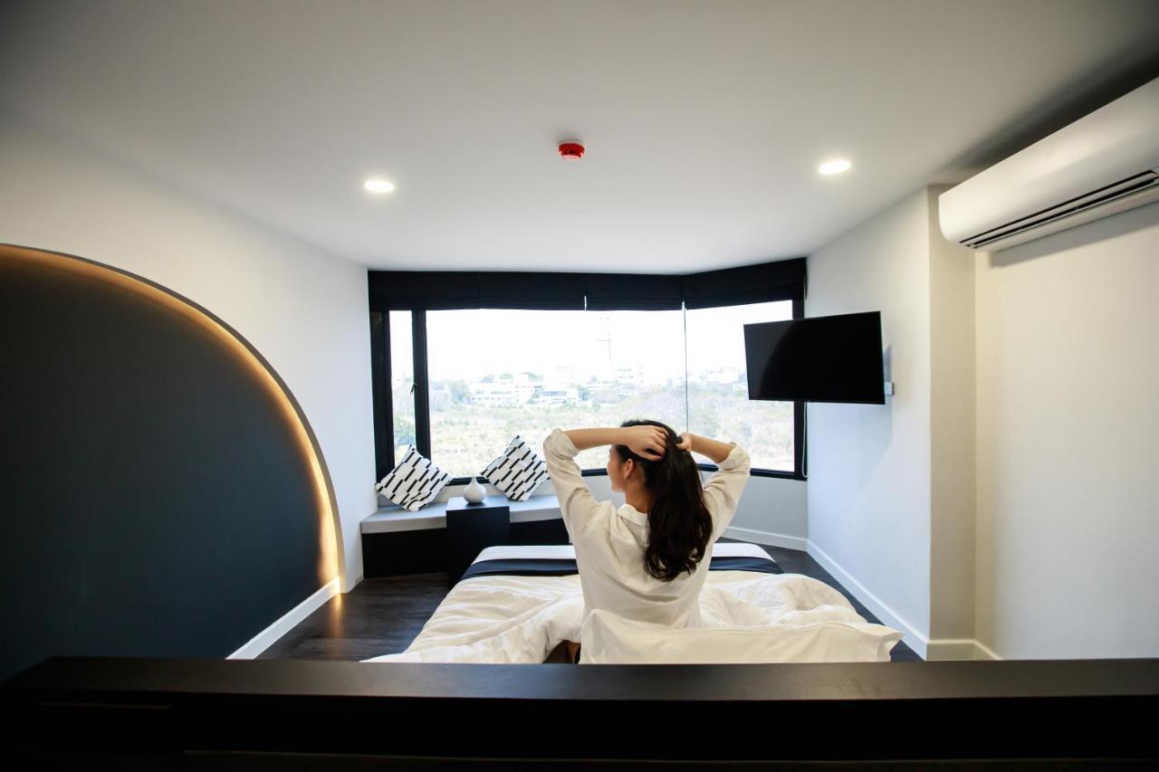 Sr Grand Hotel Chiangmai Chiang Mai Exteriör bild