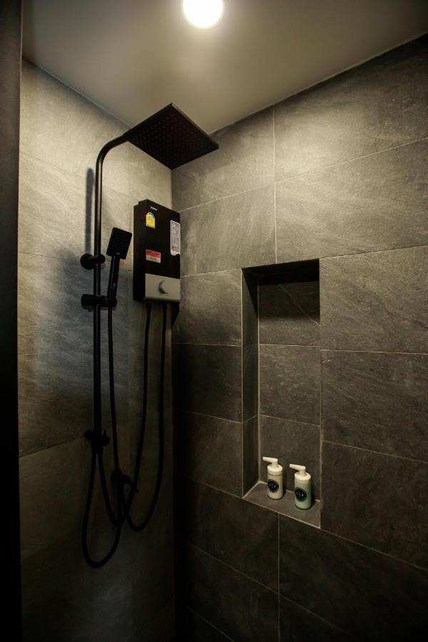 Sr Grand Hotel Chiangmai Chiang Mai Exteriör bild